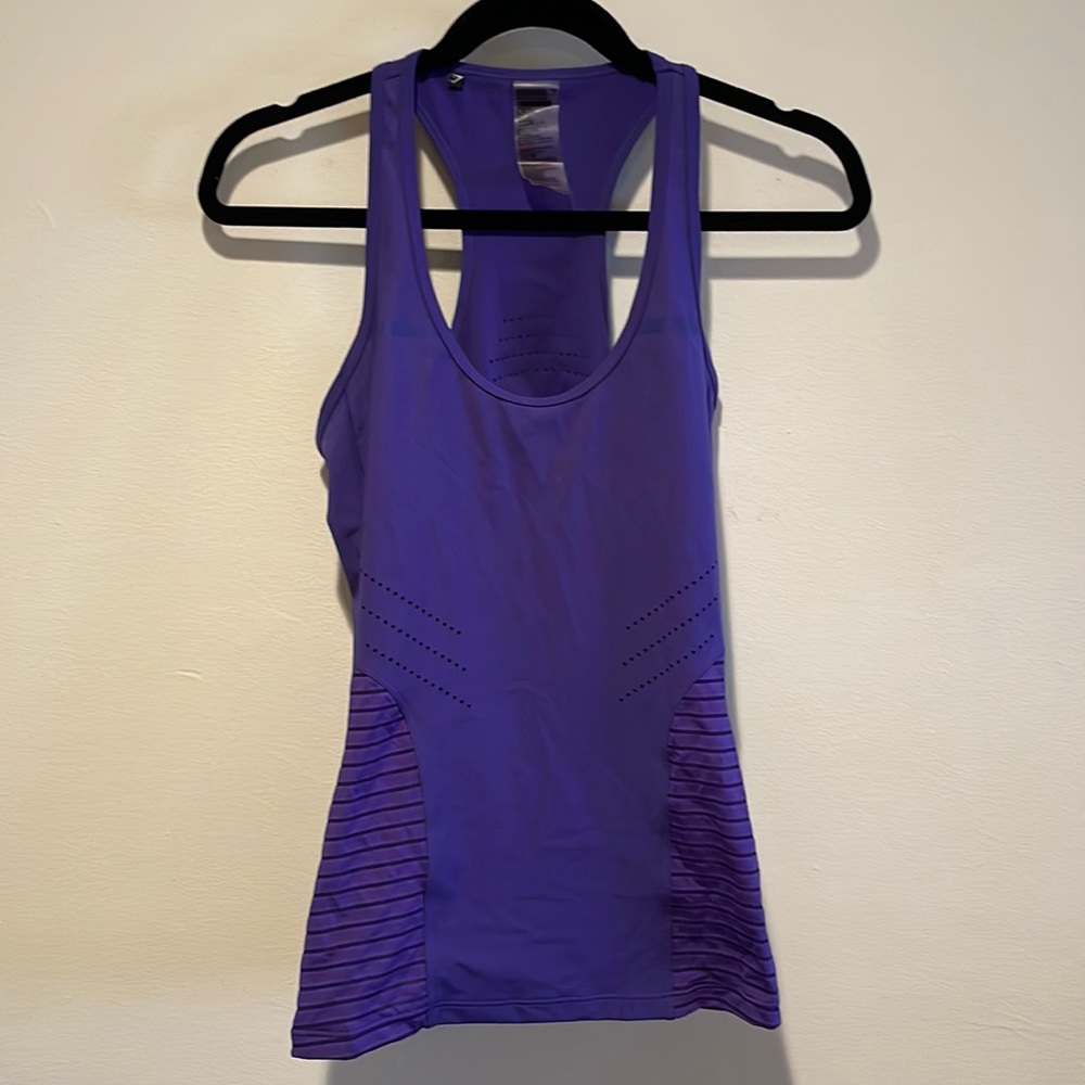 Gymshark medium workout top